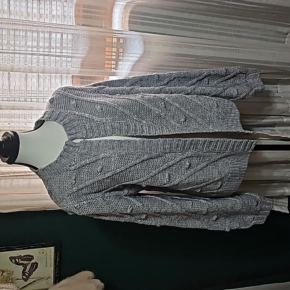 Grey cardigan